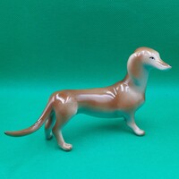 Hollóházi porcelán tacskó kutya figura