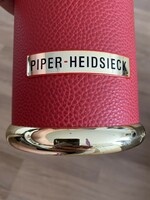 Piper Heidsieck vintage champagne hűtő rúzs forma .