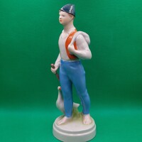 Dabóczi Mihály Kőbányai/ Drasche porcelán Ludas Fiú, Ludas Matyi figura