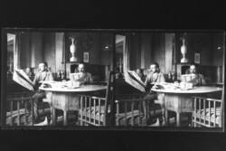 Régi sztereó üvegnegatív - Férfiak a kávéházban- kb. 1906, magyar fotóstól 16z