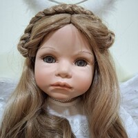 Gyönyörű Ruby Doll porcelán angyal baba