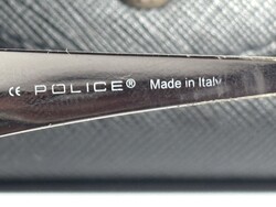 Police eredeti szemüveg keret gyári tokjában! Adatok a szemüveg szárán! Hibátlan állapotban. Omega