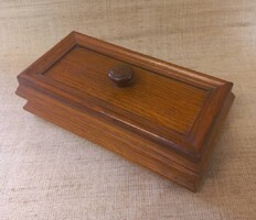 Retro vintage kis doboz.