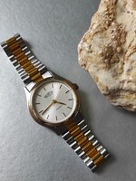 Szép Helvetia Quartz  karóra