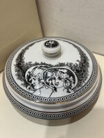 Hollóházi porcelán bonbonier, Szász Endre. 4134