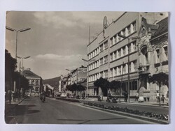 Régi képeslap Szlovákia, Nitra, Nyitra utcakép 1957