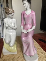 Hollóházi női szobrok eladók !