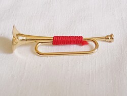 Miniatűr 04 - fém babaház kiegészítő trombita
