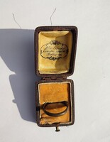 Lőw Sándor kamarai szállító Budapest, gyűrűs doboz