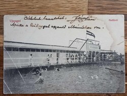 1917 Újszeged Partfürdő / Özvegyeknek és árváknak 2 fillér bélyeggel/