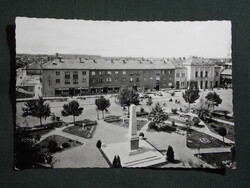 Képeslap,Nagykőrös,park,Hősi emlékmű látkép,részlet,1964-