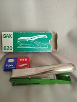 Tűzőgép SAX 620