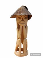 Faragott csontfigura