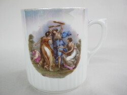 Zsolnay porcelán jelenetes bögre