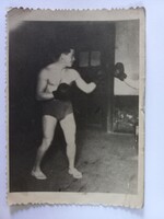 Antik képeslap Egy boxoló fotója