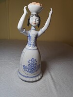 Eladó régi porcelán Hollóházi almás tálas lány figura RITKA  gyönyörű darab!