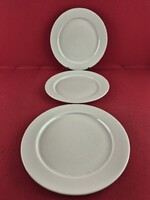 Zsolnay fehér lapostányérok 3 db