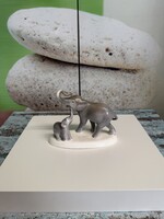 Gránit Porcelán Elefánt Kicsinyével A144