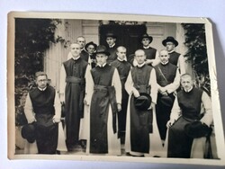 8db Régi fekete-fehér fotók egy pap életéből, feliratozva, 1933-1937 között készült képek