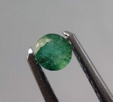 Smaragd - 0,1 ct, 2,9x2,1 mm (164-7)