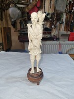 Régi kínai csont figura