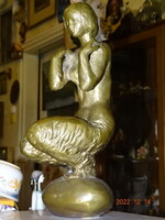 TÓTH VALI VALÉRIA (1943) :GUGGOLÓ NŐ ( VETKŐZŐ LÁNY, FÜRDÉS ELŐTT )  34 CM !!!!! BRONZ