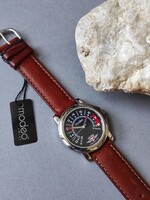 Uj Nos Modeo Quartz karóra