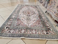 Álomszép kashmír selyem 120x215kézi  perzsa szőnyeg MZ430