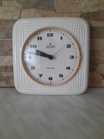 Junghans porcelán falióra