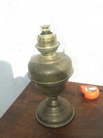 Petróleum lámpa