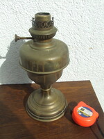 Petróleum lámpa