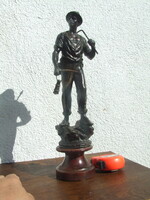 Szobor vájár bányász