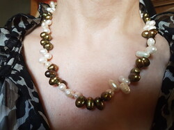 Tenyésztett--gyöngysor  zöld-EOZINOS (Zsolnay  stíl-hajnalpír  egyedi ritkaság !  7-8 mm -szemek!sze