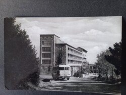Régi képeslap Galyatető, SZOT üdülőszálló - busz