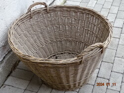 HATALMAS NAGYMÉRETŰ RÉGI FONOTT VESSZŐ FÜLES KOSÁR KAS  78 CM !!!