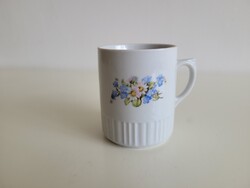 Régi Zsolnay porcelán bögre margaréta és nefelejcs mintás csésze