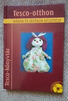 Bábok és játékok készítése.