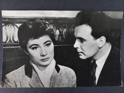 Régi mozis képeslap Ferrari Violetta és Szirtes Ádám Gázolás c. filmje postatiszta