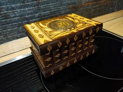 Mágikus Puzzle doboz tároló doboz ékszernek ládikó rejtett kulcs titkos rekesszel gyűrű pénz