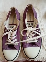 Converse cipő lila.
