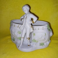 Régi, biszkvit porcelán figura, asztali váza.