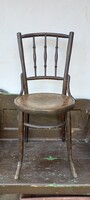 Thonet szék rózsás ülő diszitessel