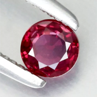 0.26ct 3.4mm Gyönyörű Rubin Ékkő, High-End minőség