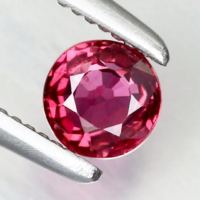 0.33ct 3.8mm Gyönyörű Rubin Ékkő, High-End minőség