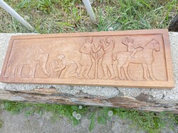Incze Judit relief. Diófából faragott. Mérete: 16 cm x 48,5 cm. 2,5 cm vastag.