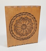 Régi/vintage faragott, mézeskalács ütőfa - rozetta