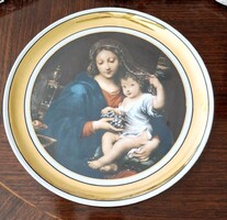 Hollóházi porcelán tányér Pierre Mignard által 1640-ben festett a Szűz a szőlővel képével diszitve
