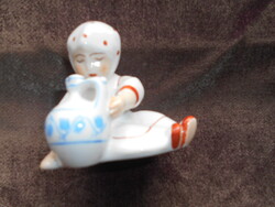 ZSOLNAY KORSÓS ANNUSKA figura