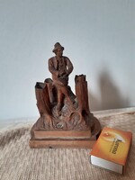 Fa faragott cigarettakínáló handmade