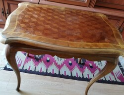 Biedermaier típusú intarziás asztalka
